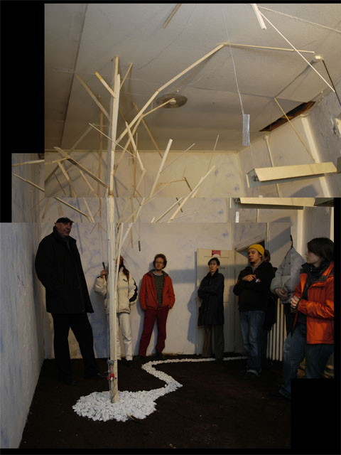 Besucher im Atelier